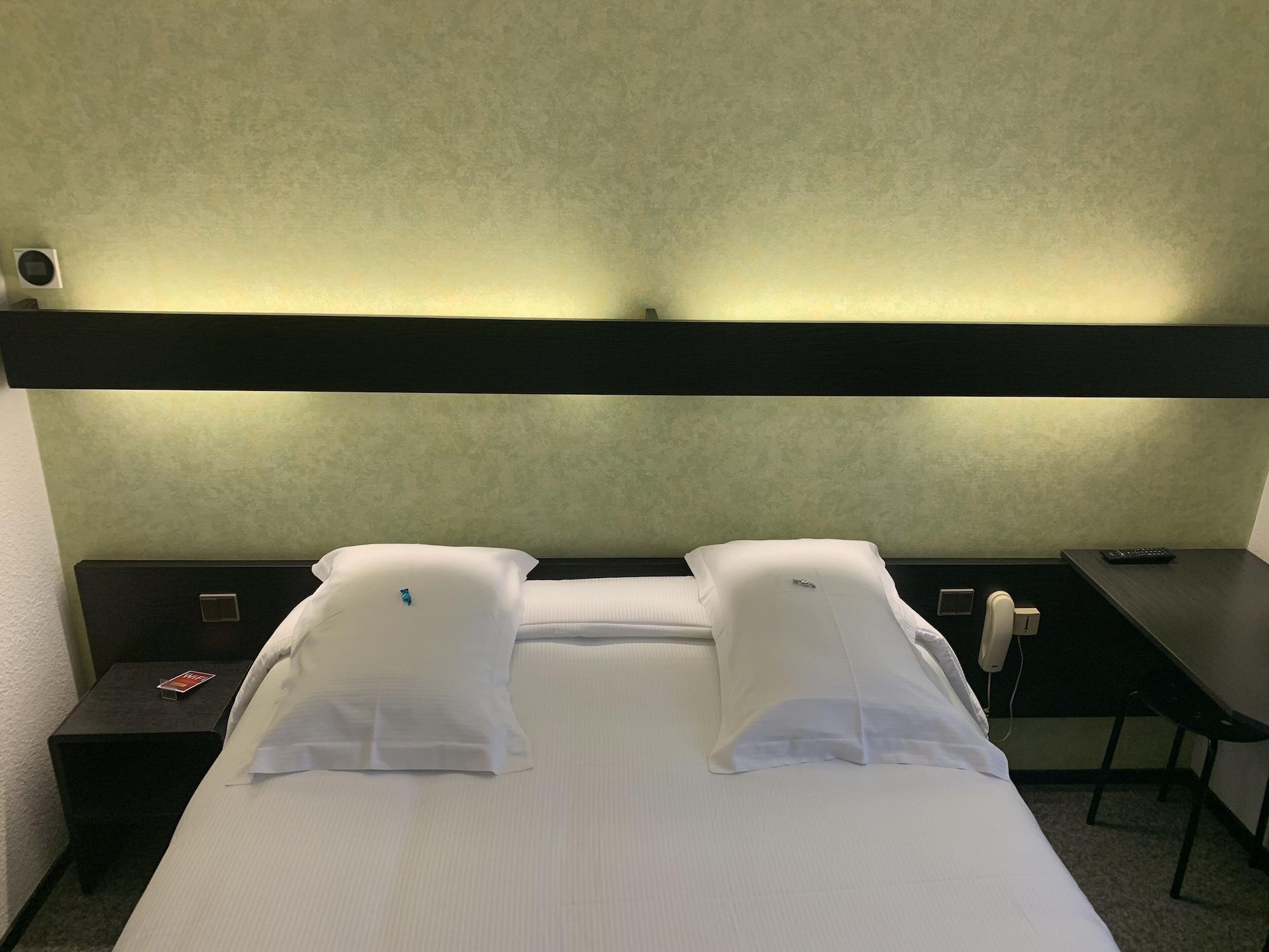 The Originals Access Bourges Nord Hotel Saint-Doulchard Ngoại thất bức ảnh